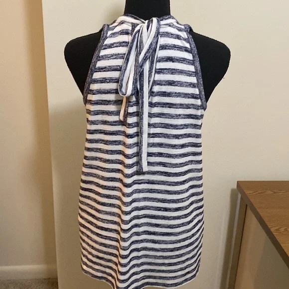 Market & Spruce Lexxie tie back knit top - Picture 2 of 3